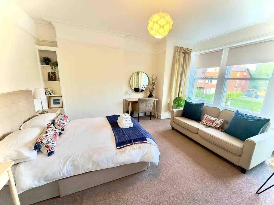 Spacious & Bright 3 Bed Harrogate Apartment Zewnętrze zdjęcie