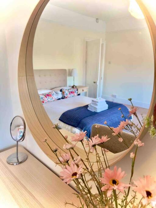 Spacious & Bright 3 Bed Harrogate Apartment Zewnętrze zdjęcie